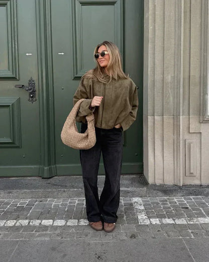 Aleksandra - Bomber Striukė