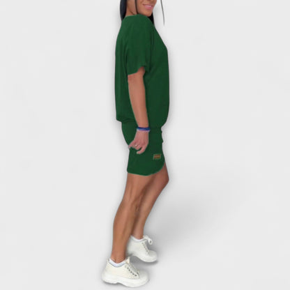 Lídia - Elegantiška Prigludusi Suknelė