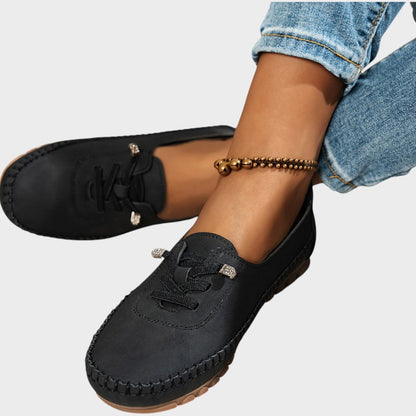 Orthelia – Lankstūs mokasinai, visiškai pritaikyti jautrioms pėdoms