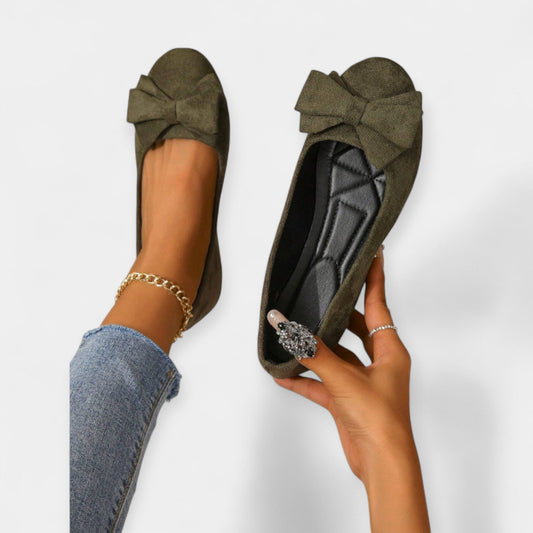 Batai Su Raišteliais