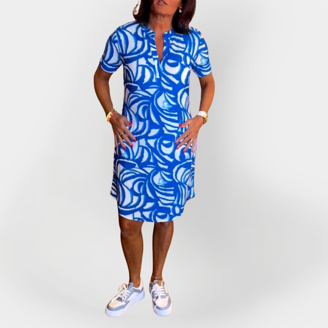 Minkštas Suknelė Su Raštu Ir Trumpomis Rankovėmis