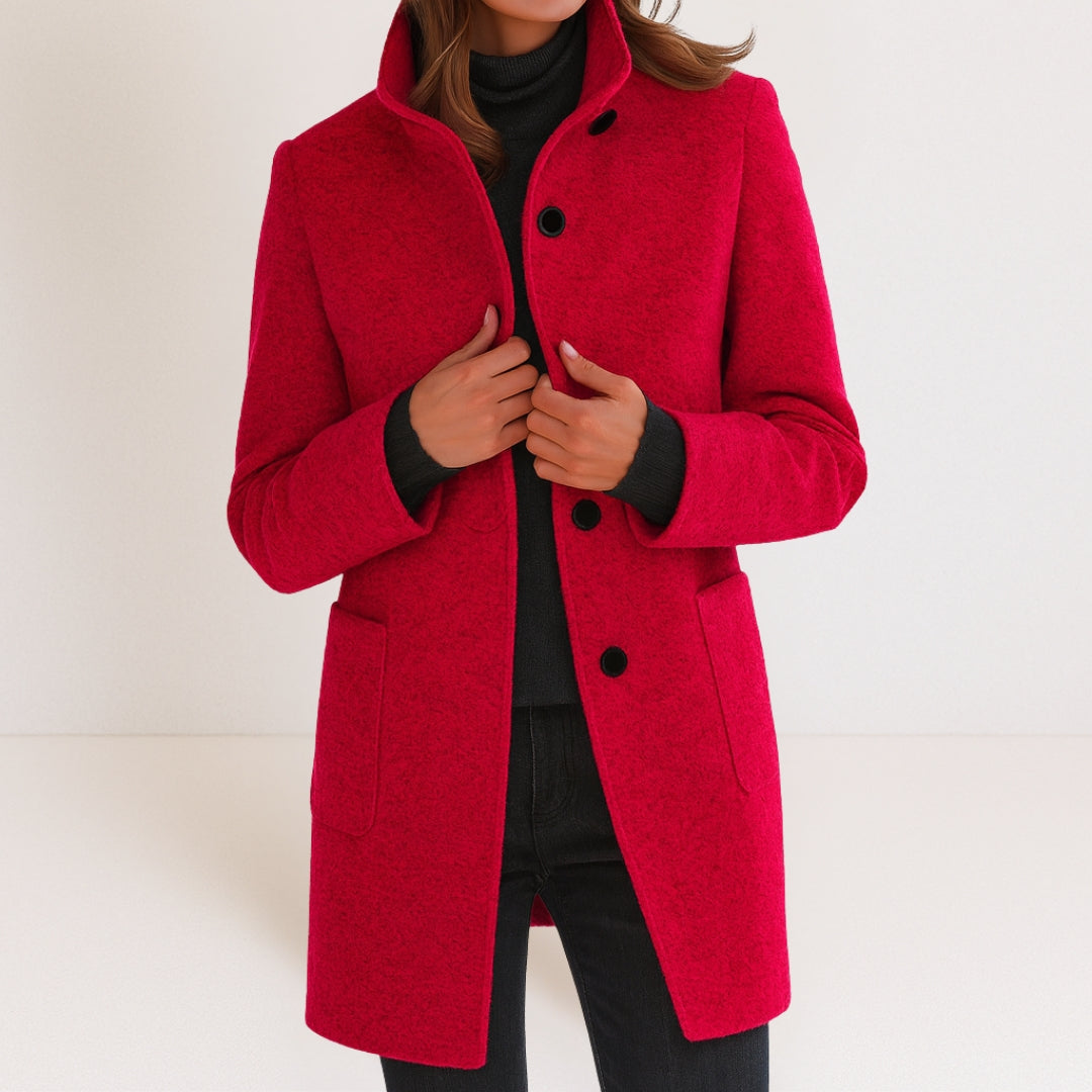 Stella - Moteriška striukė su aukštu apykakle