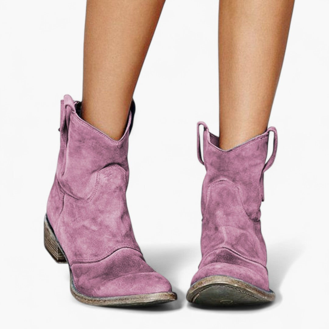 Kamilė™ – laikui nepavaldžios aulinukės