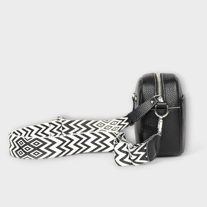 Ieva- Mini rankinė su petnešomis