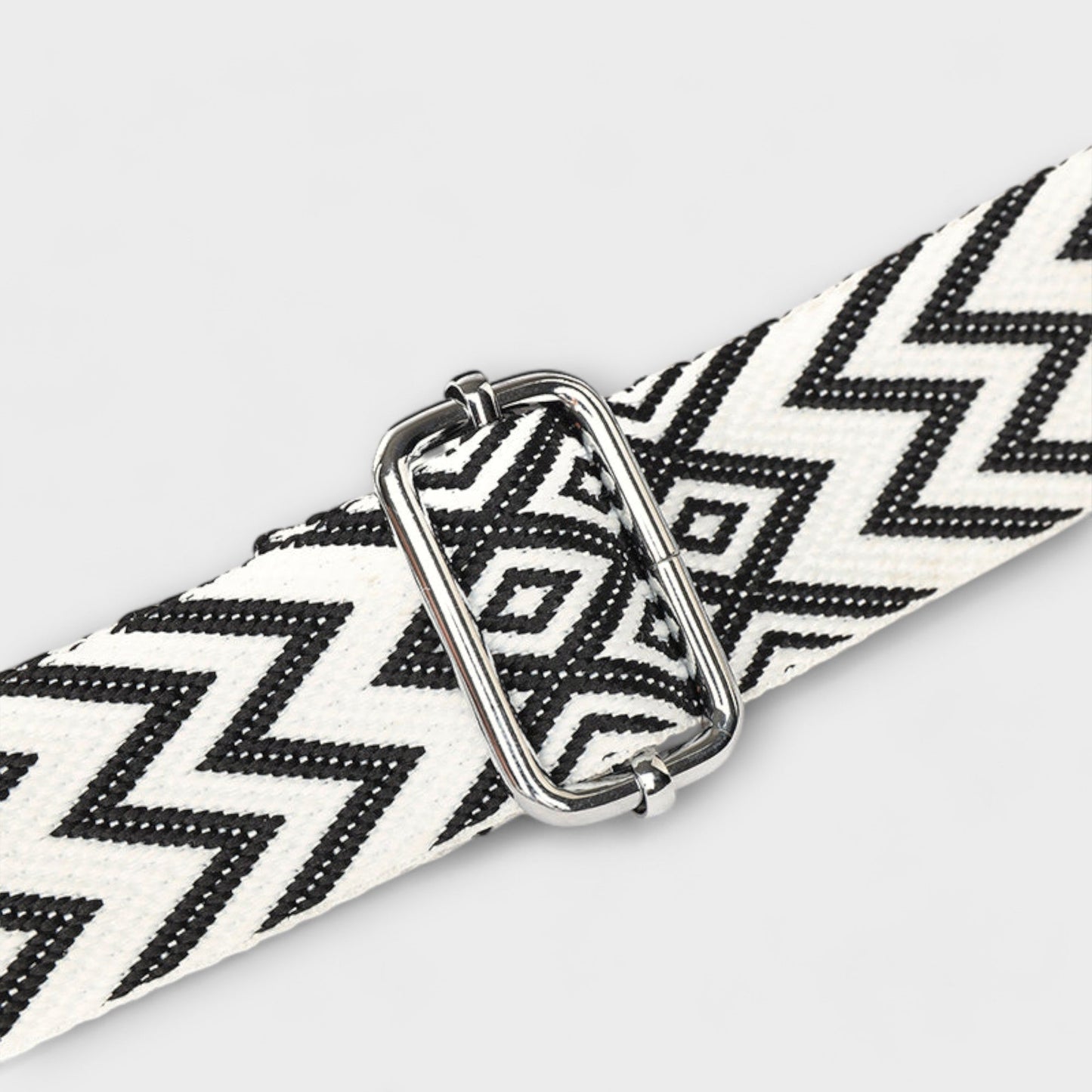 Ieva- Mini rankinė su petnešomis