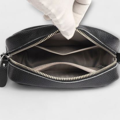 Ieva- Mini rankinė su petnešomis