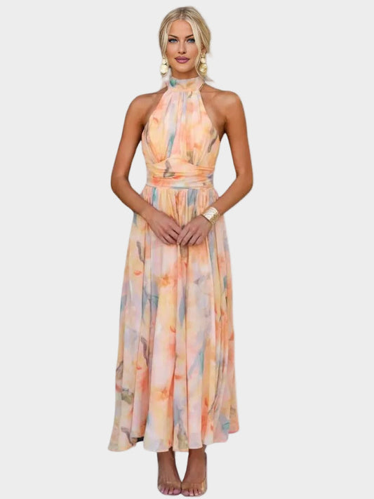 Minkštas suknelė su gėlėmis ir romantiška nuotaika